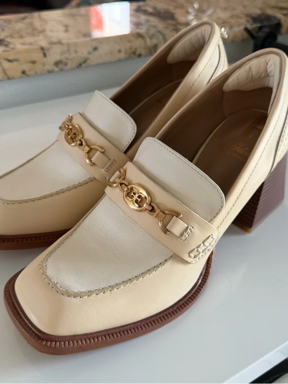 NWOT Sam Edelman Cream and Brown Leather Block Heel Loafers with Gold Chain - Picture 1 of 16